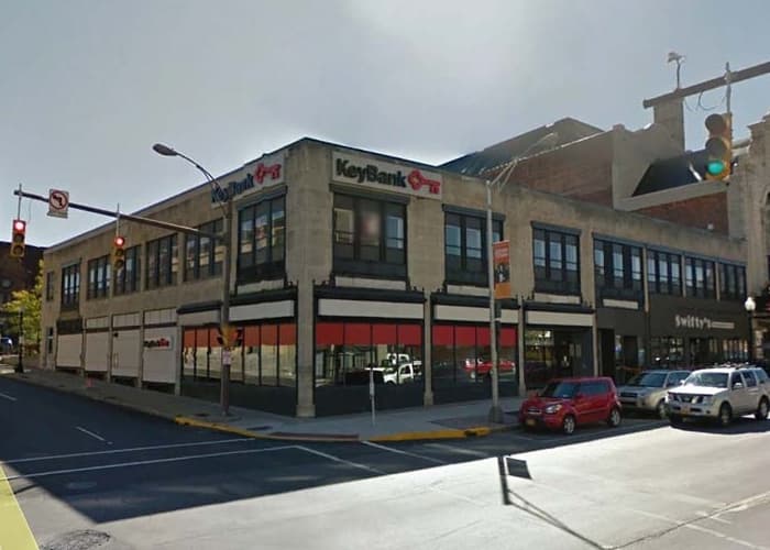 KeyBank in Utica